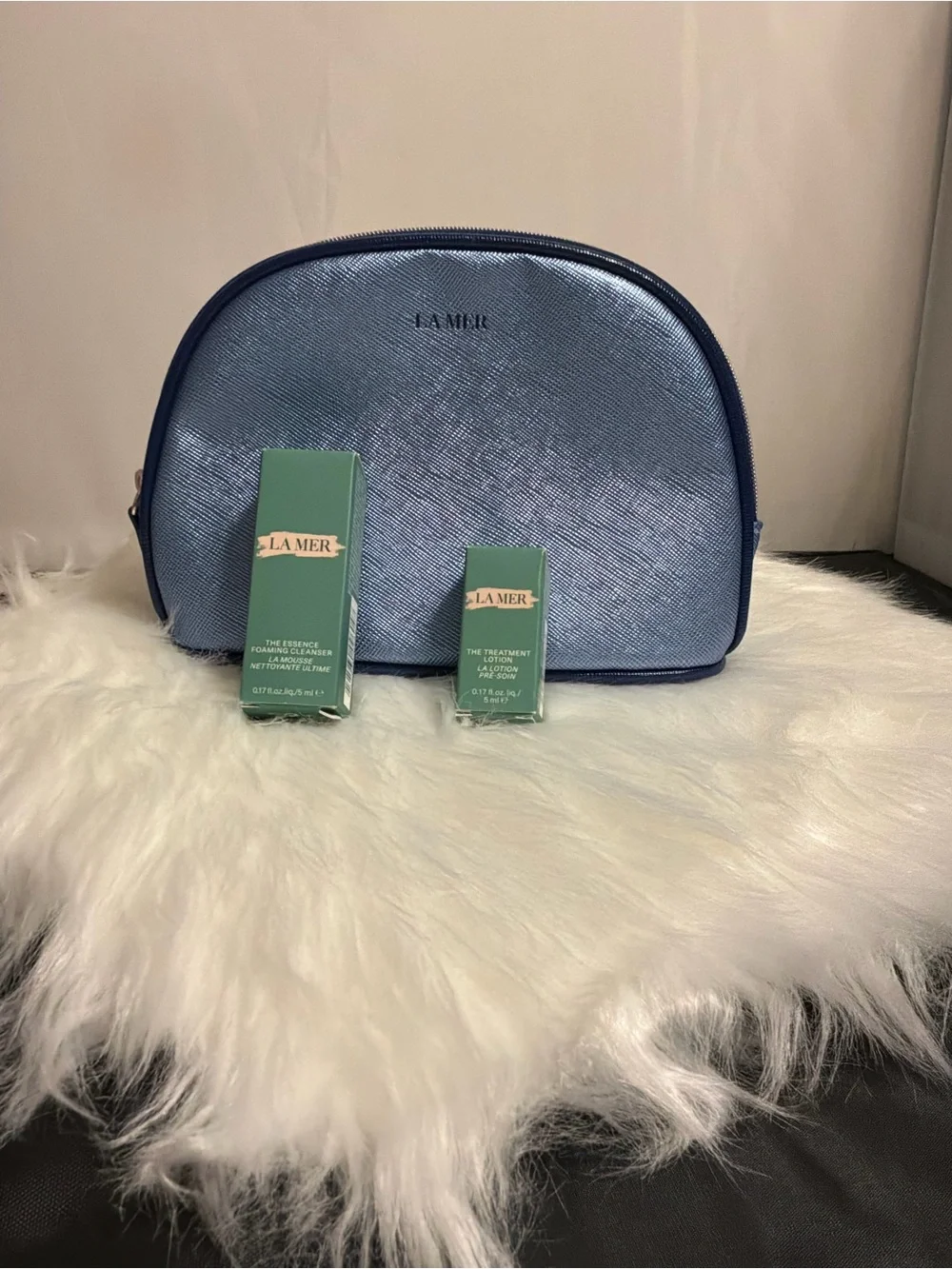 La Mer Metallic Navy Blue Dome Cosmetic Pouch